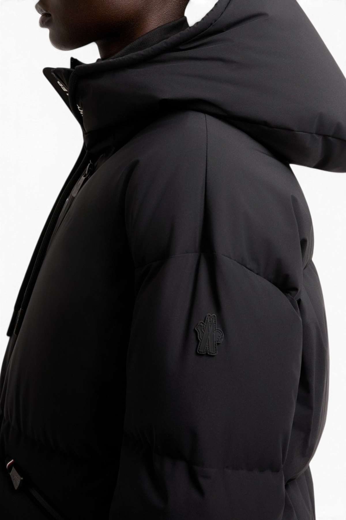 MONCLER GRENOBLE Isolierte Skijacke mit Kapuze Allesaz