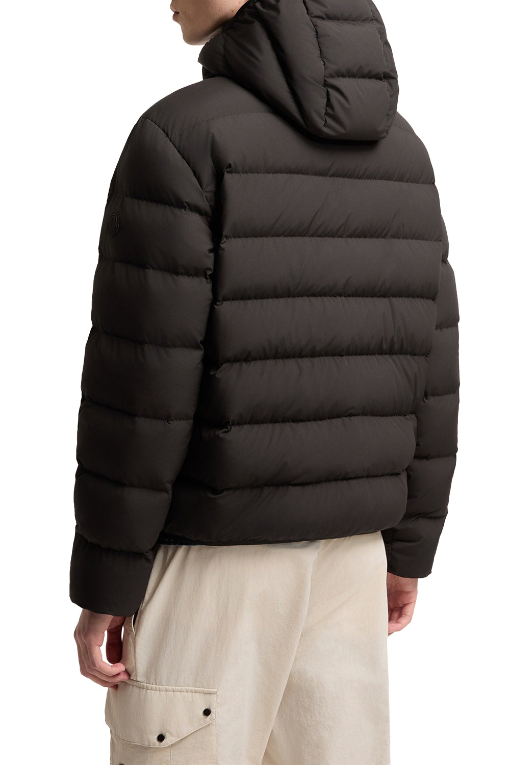 MONCLER Piumino corto Arajoki con cappuccio