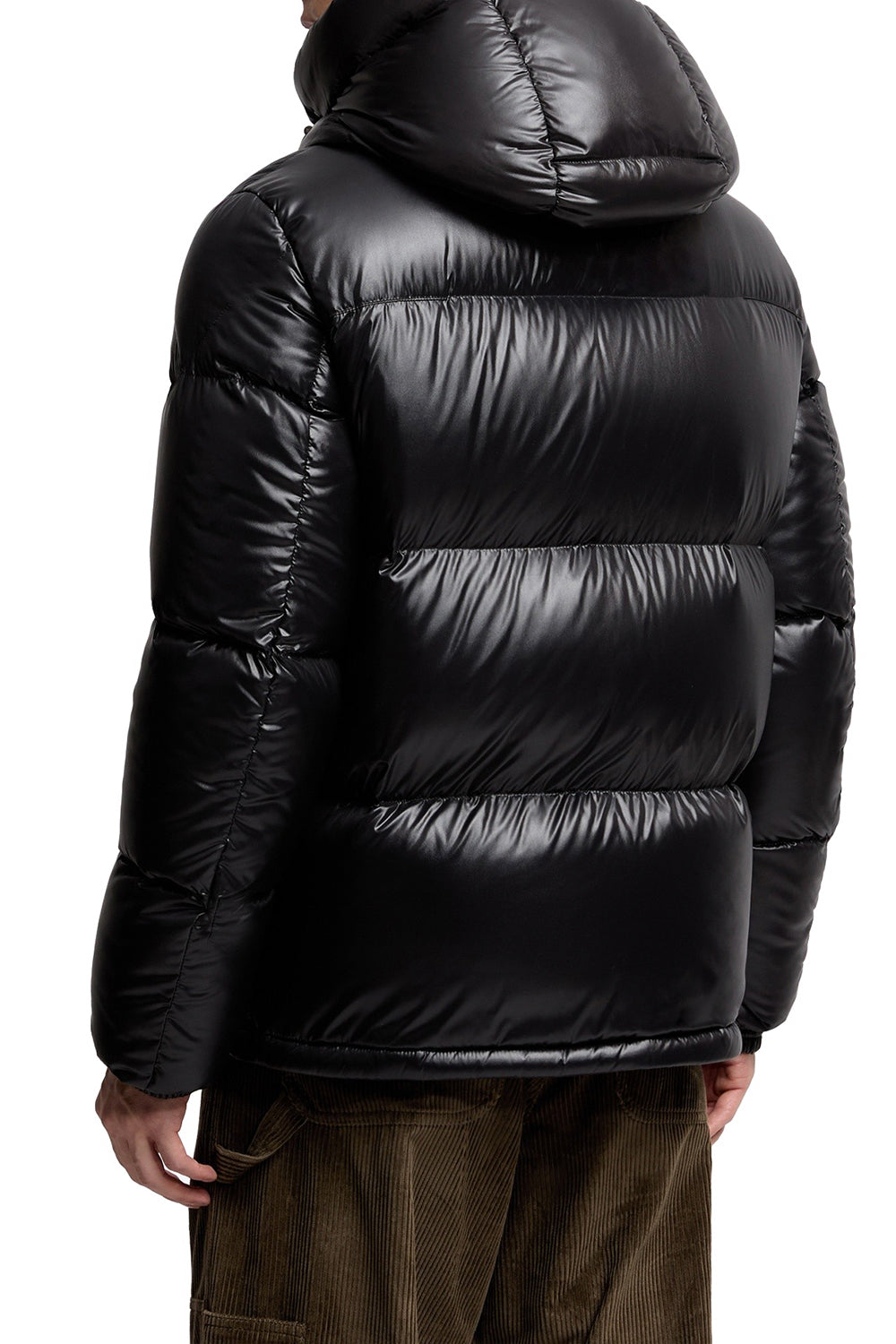 MONCLER Piumino corto con cappuccio Montbeliard