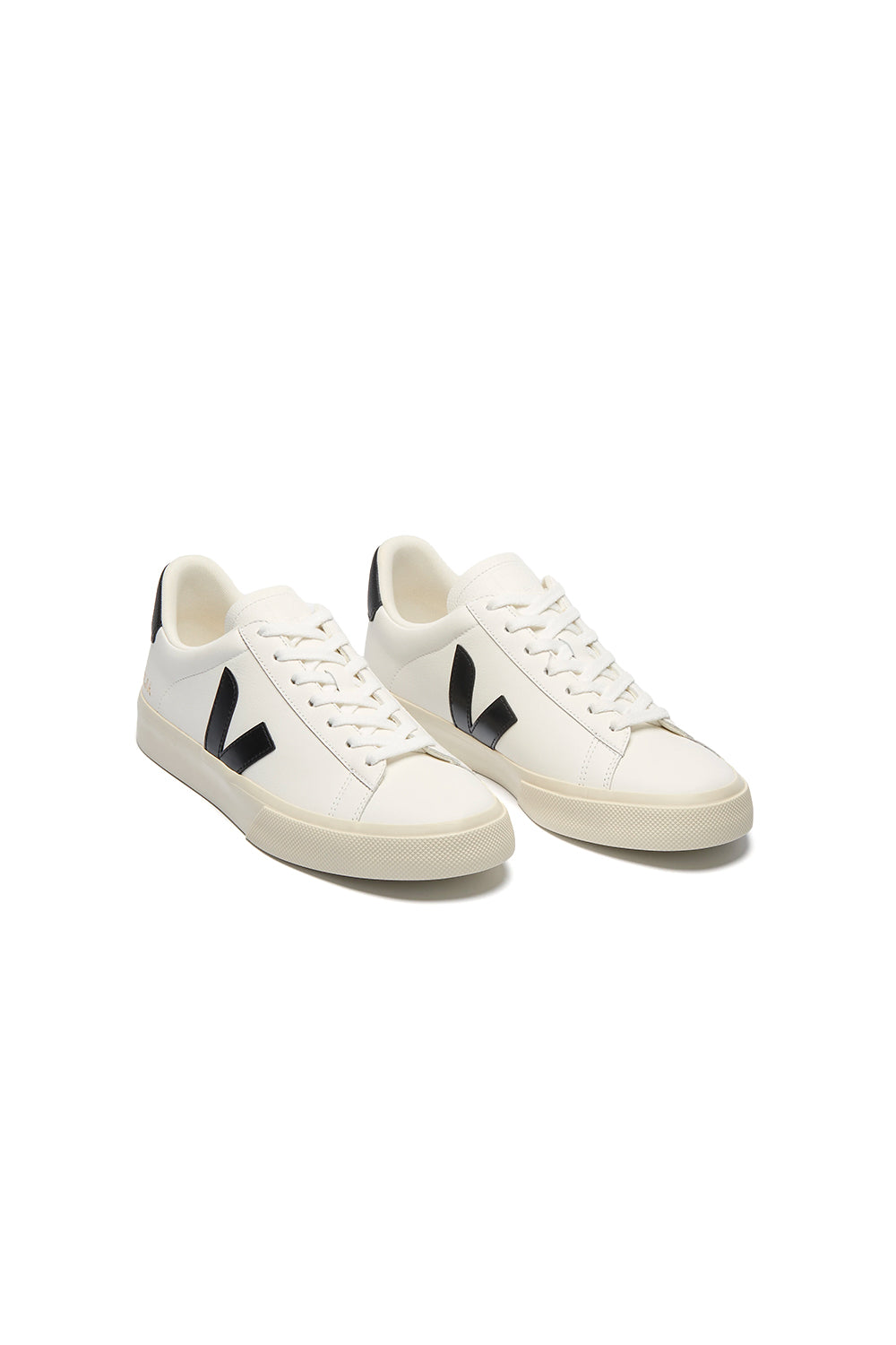 VEJA campo leather