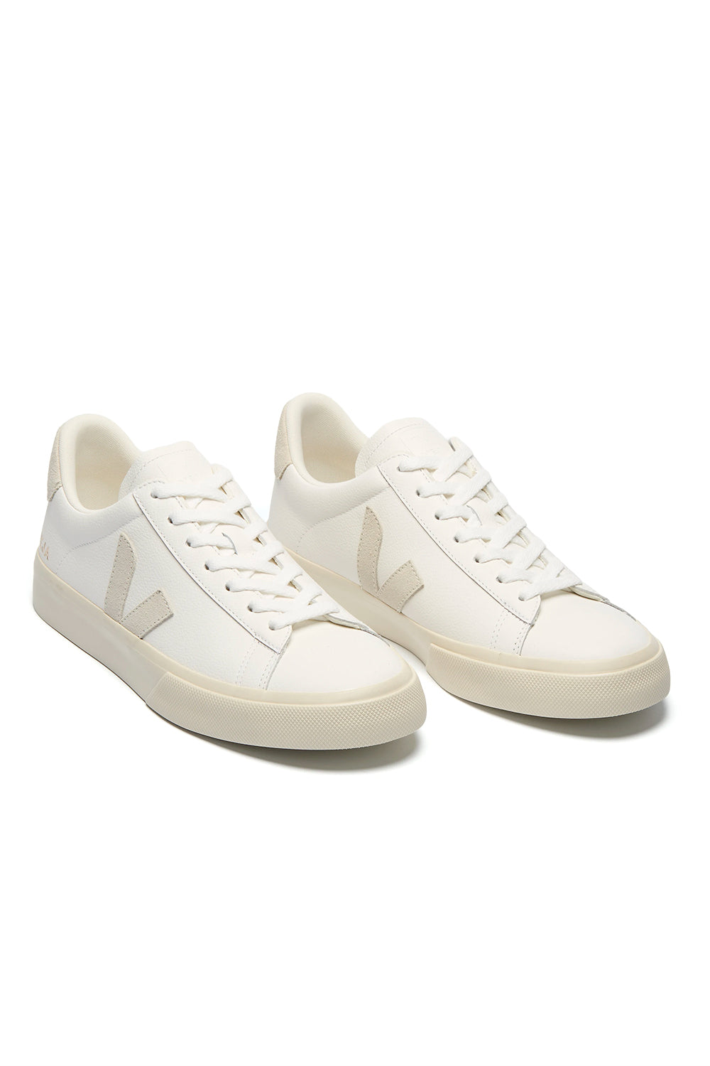 VEJA campo leather