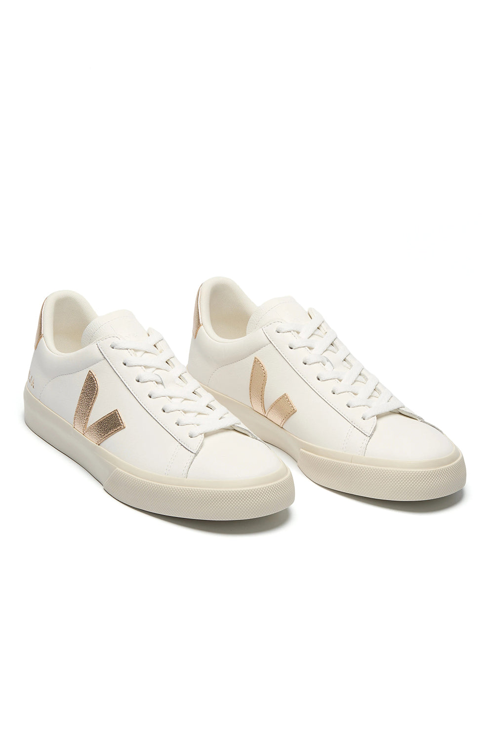 VEJA campo leather