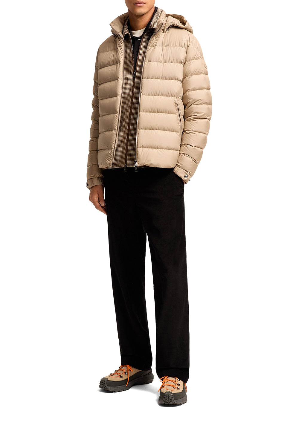 MONCLER Kurze Daunenjacke „Arneb“ mit Kapuze