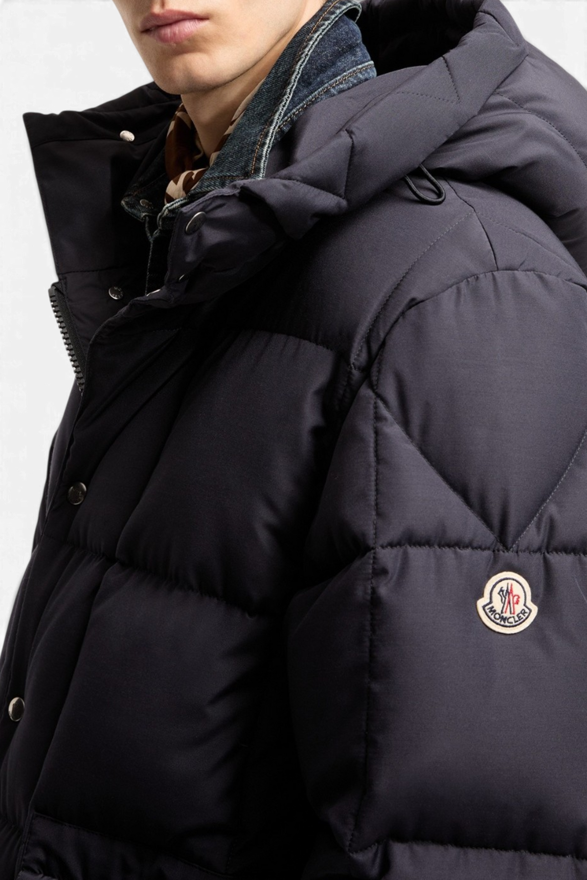 MONCLER Piumino lungo con cappuccio Sylmara