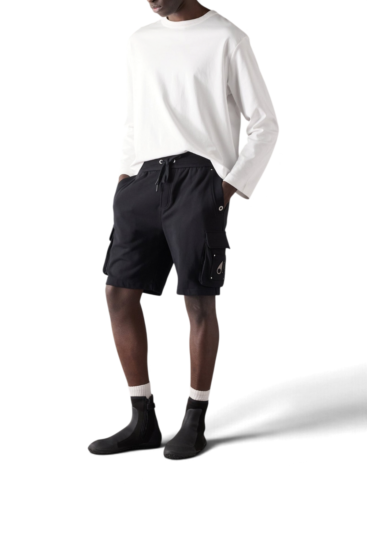 MOOSE KNUCKLES HARTSFIELD CARGO SHORTS