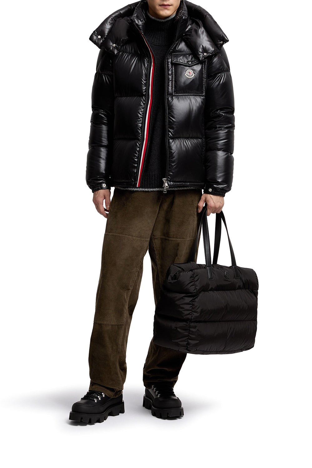 MONCLER Piumino corto con cappuccio Montbeliard