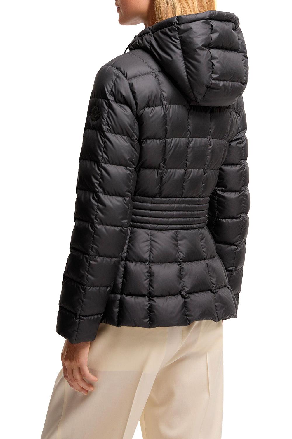 MONCLER Piumino corto Engoulevent con cappuccio e trapuntatura quadrata